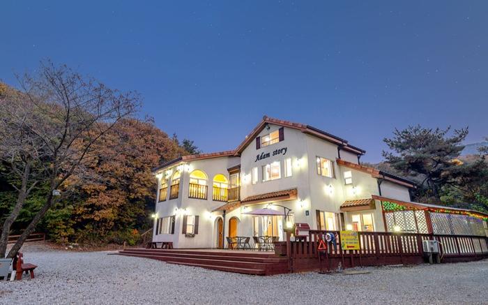 용인 아담스토리펜션 / 