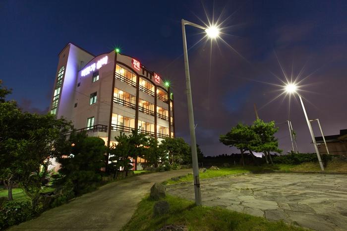 제주 바닷가쉼터펜션 / 