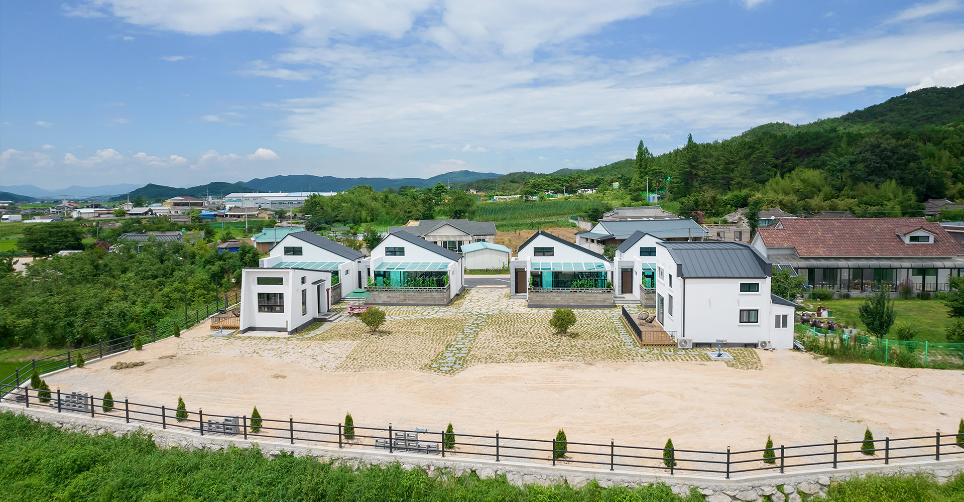 경주 로투스28 풀빌라 / 