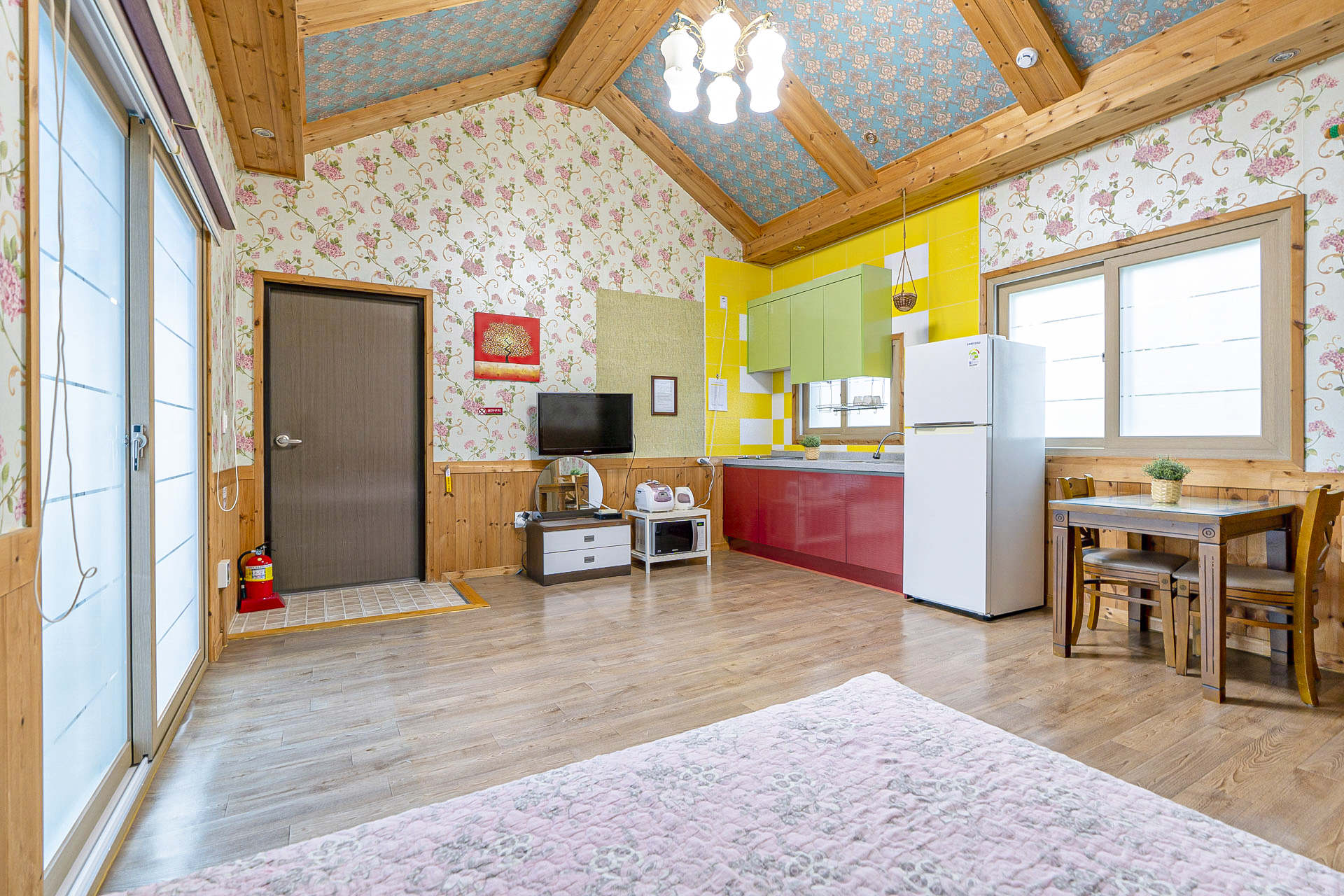 경주 자연숲 펜션 / 