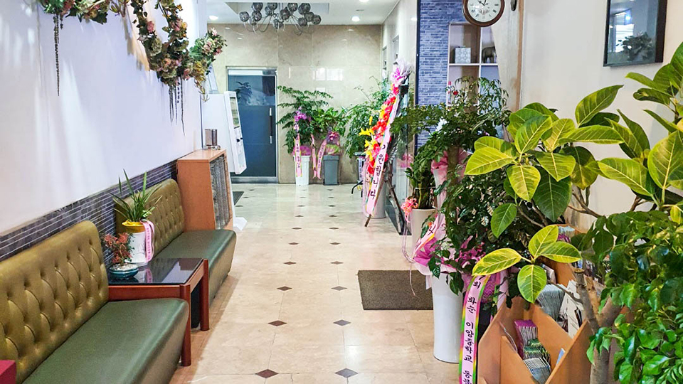 제이 호텔 / 