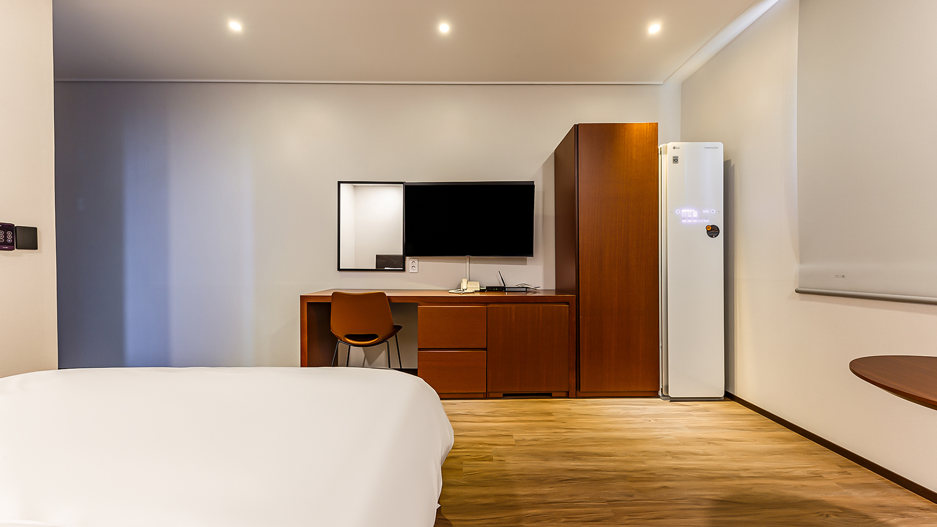 더 호텔 아리아 (THE HOTEL ARIA) / 