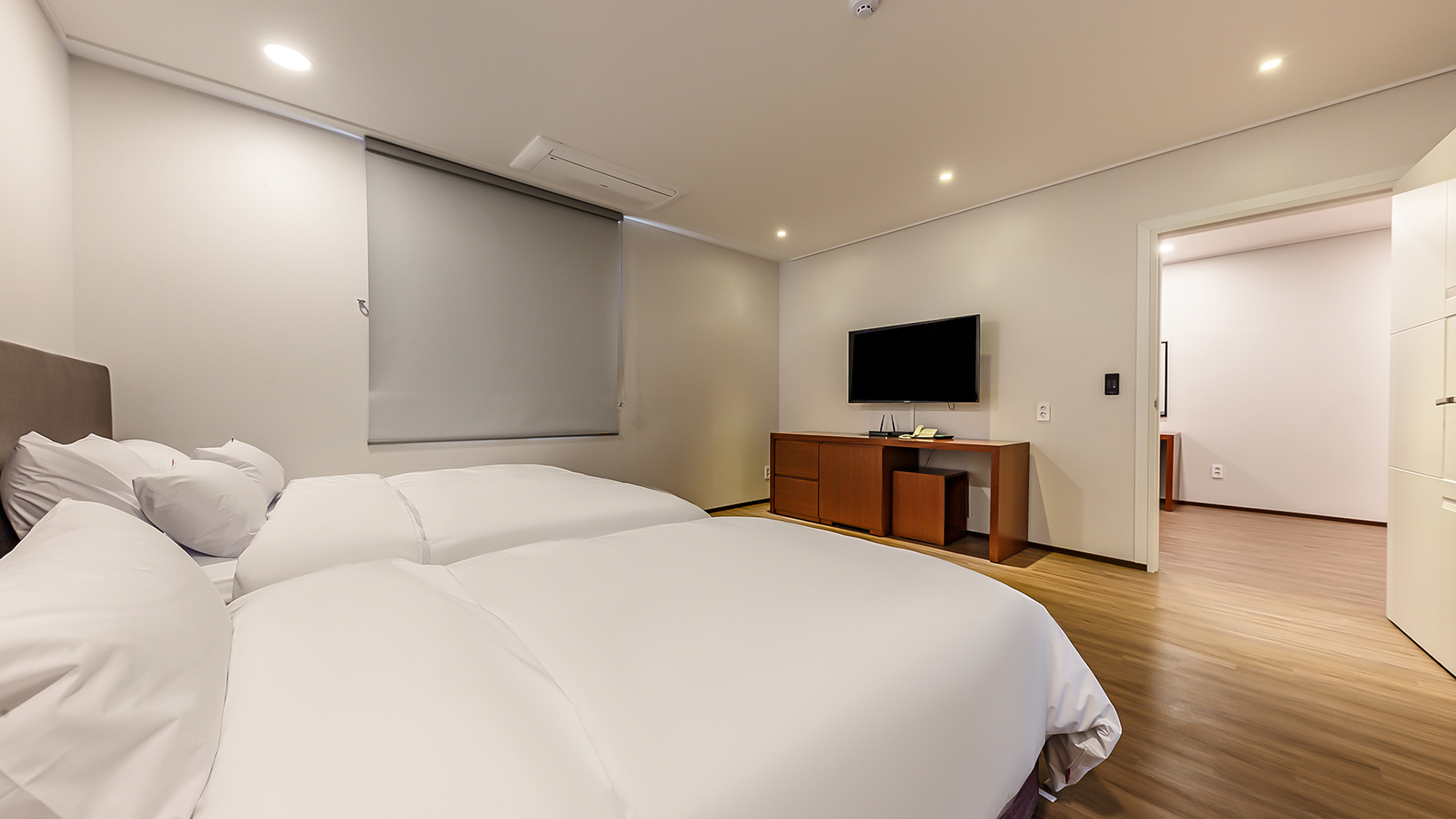 더 호텔 아리아 (THE HOTEL ARIA) / 
