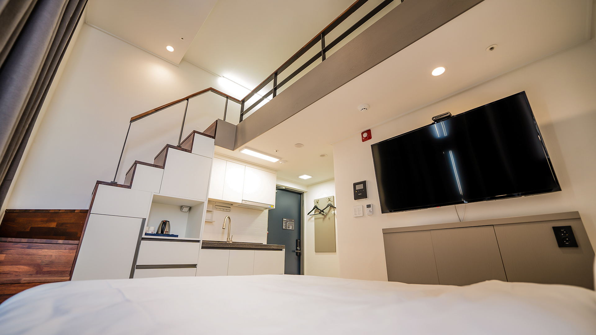 Hotel Istia 춘천 이스티아 호텔 / 