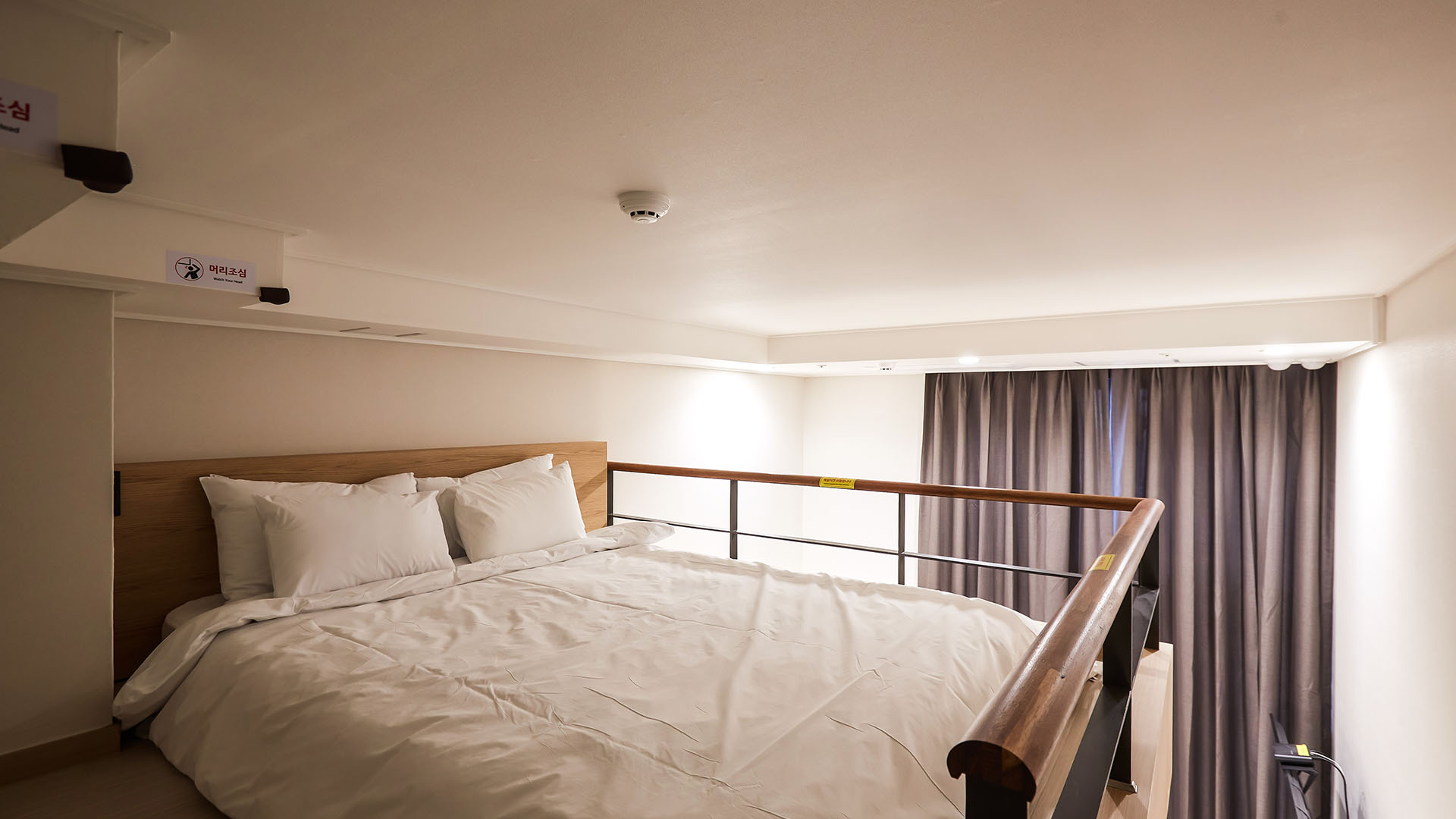 Hotel Istia 춘천 이스티아 호텔 / 