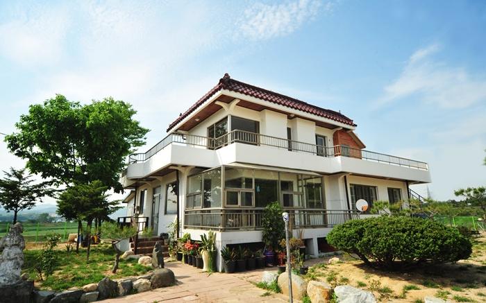 청주 충청풋살공원펜션 / 