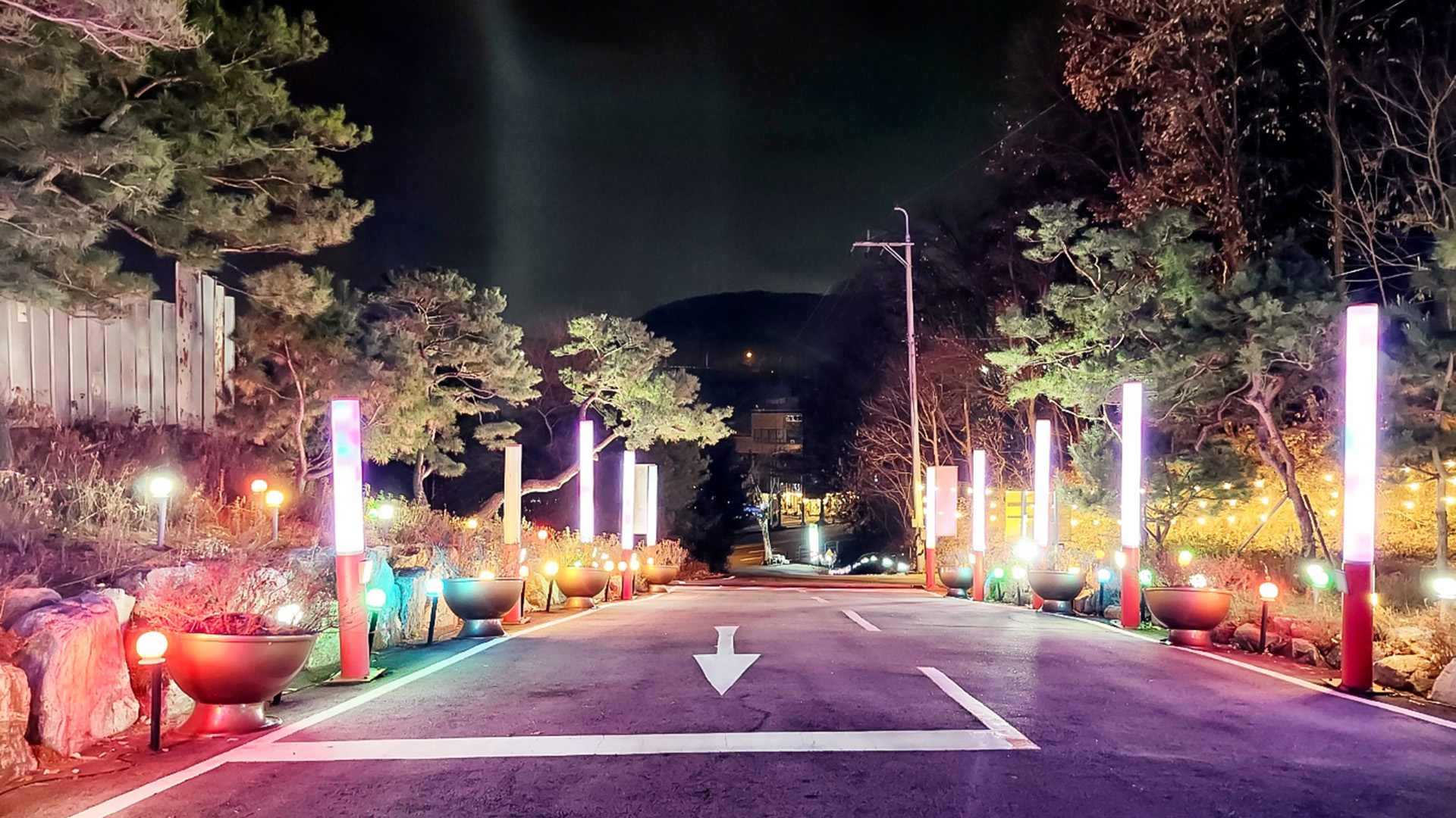 파주 숲속의궁전 펜션 / 