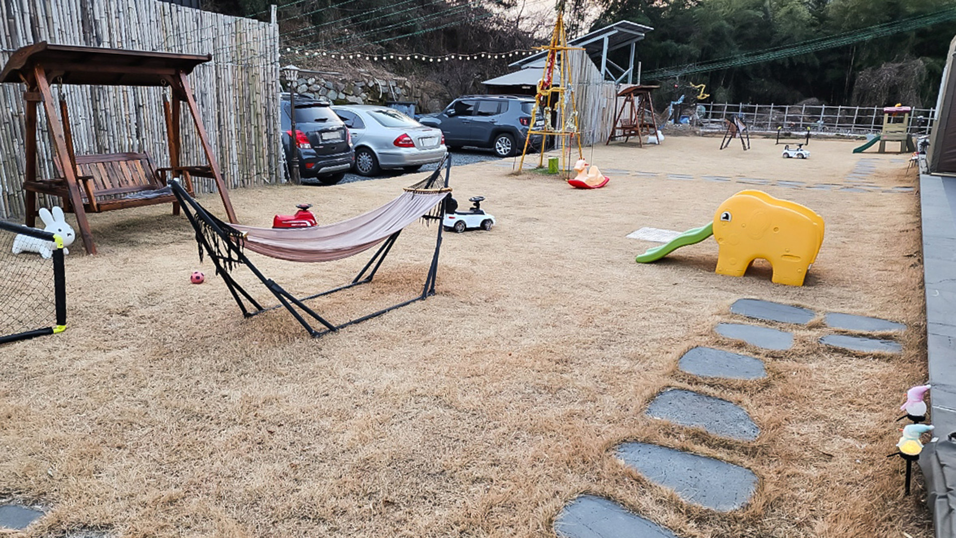 밀양 오아세키즈풀빌라 / 