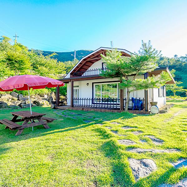 충주 몽마르뜨펜션 / 