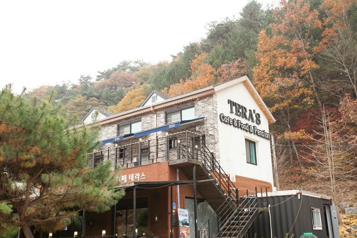 홍천 테라스 카페&펜션 / 