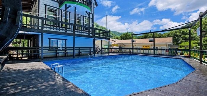 양산 배내골 해피밸리펜션 / 