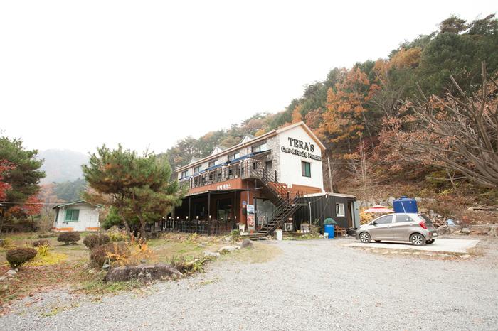 홍천 테라스 카페&펜션 / 