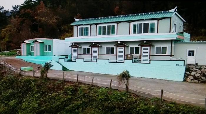 여수 향일암전망대펜션 / 