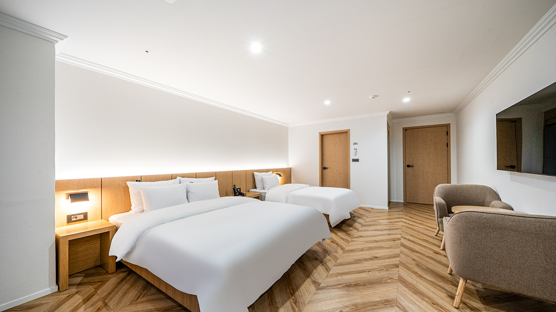 에이치에비뉴호텔 구미옥계점 /