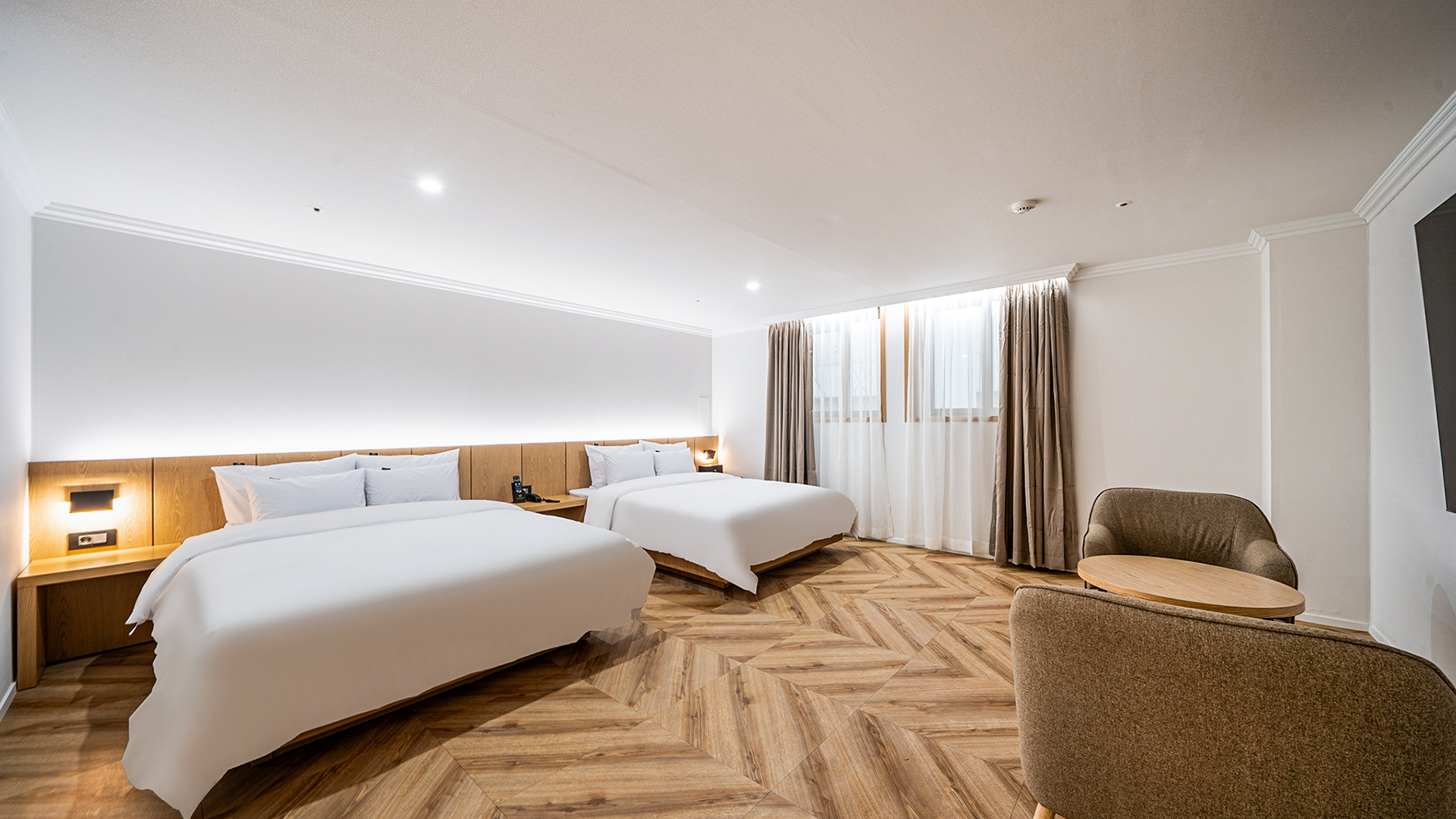 에이치에비뉴호텔 구미옥계점 /