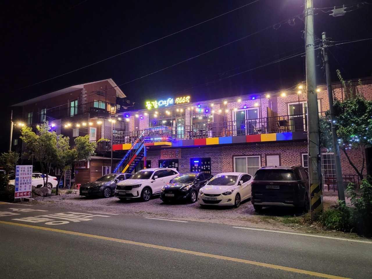 영월 동강가까비 펜션 / 