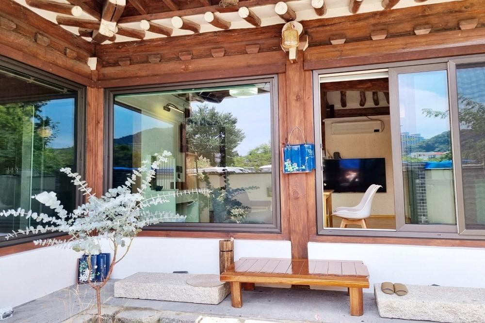 전주 해피니스온 자쿠지 독채 펜션 / 
