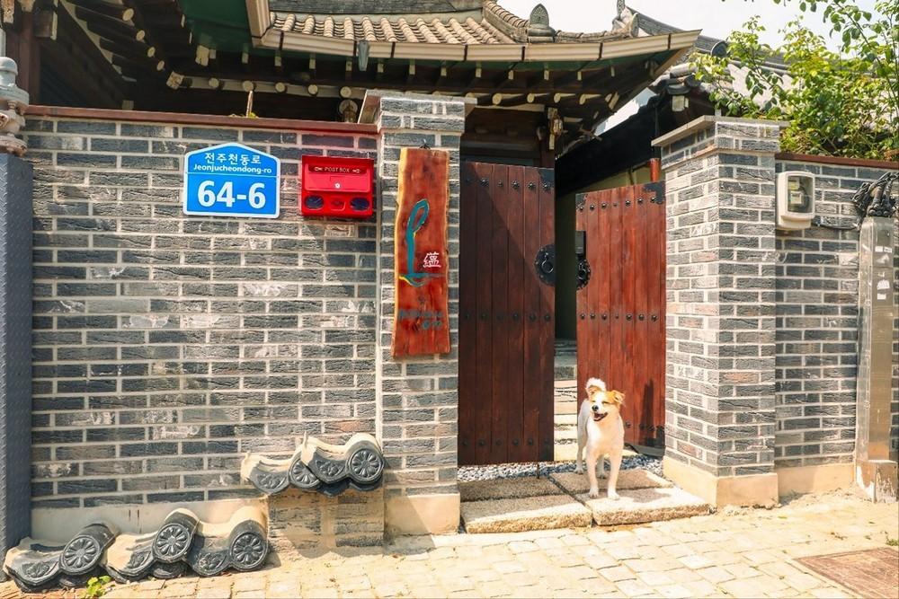전주 해피니스온 자쿠지 독채 펜션 / 