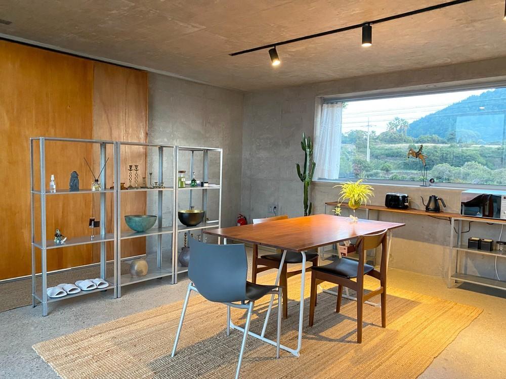 제주 저지안트레 /