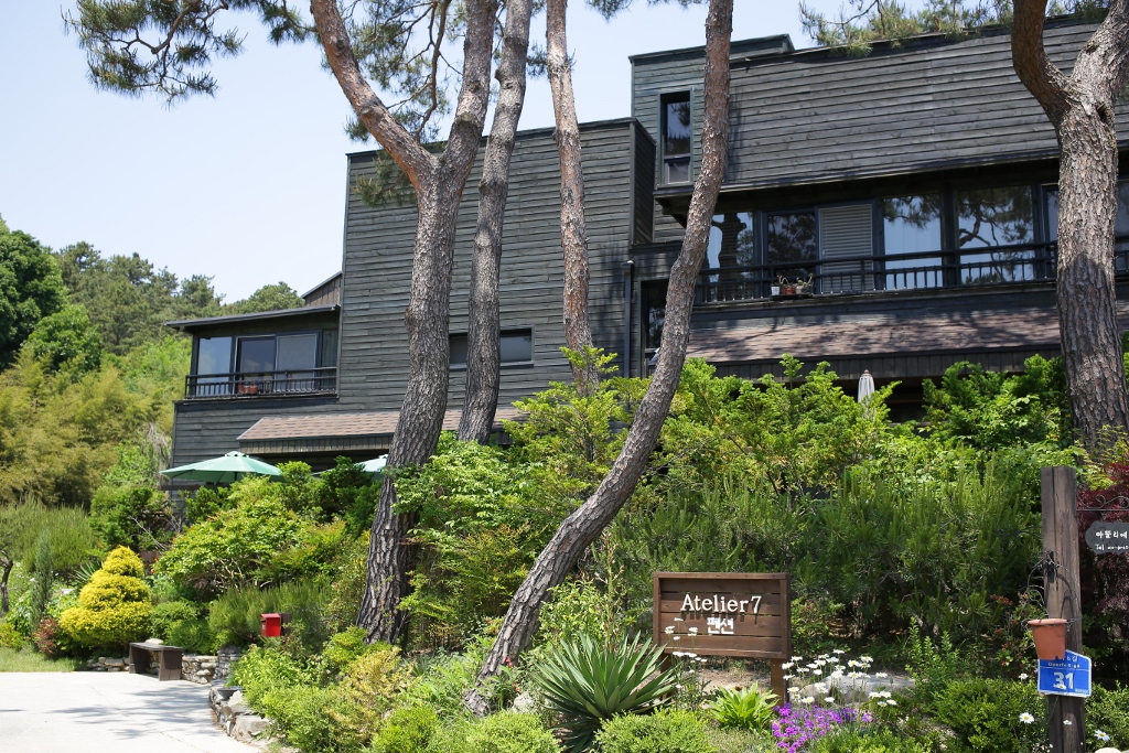 예산 아뜰리에7펜션 /