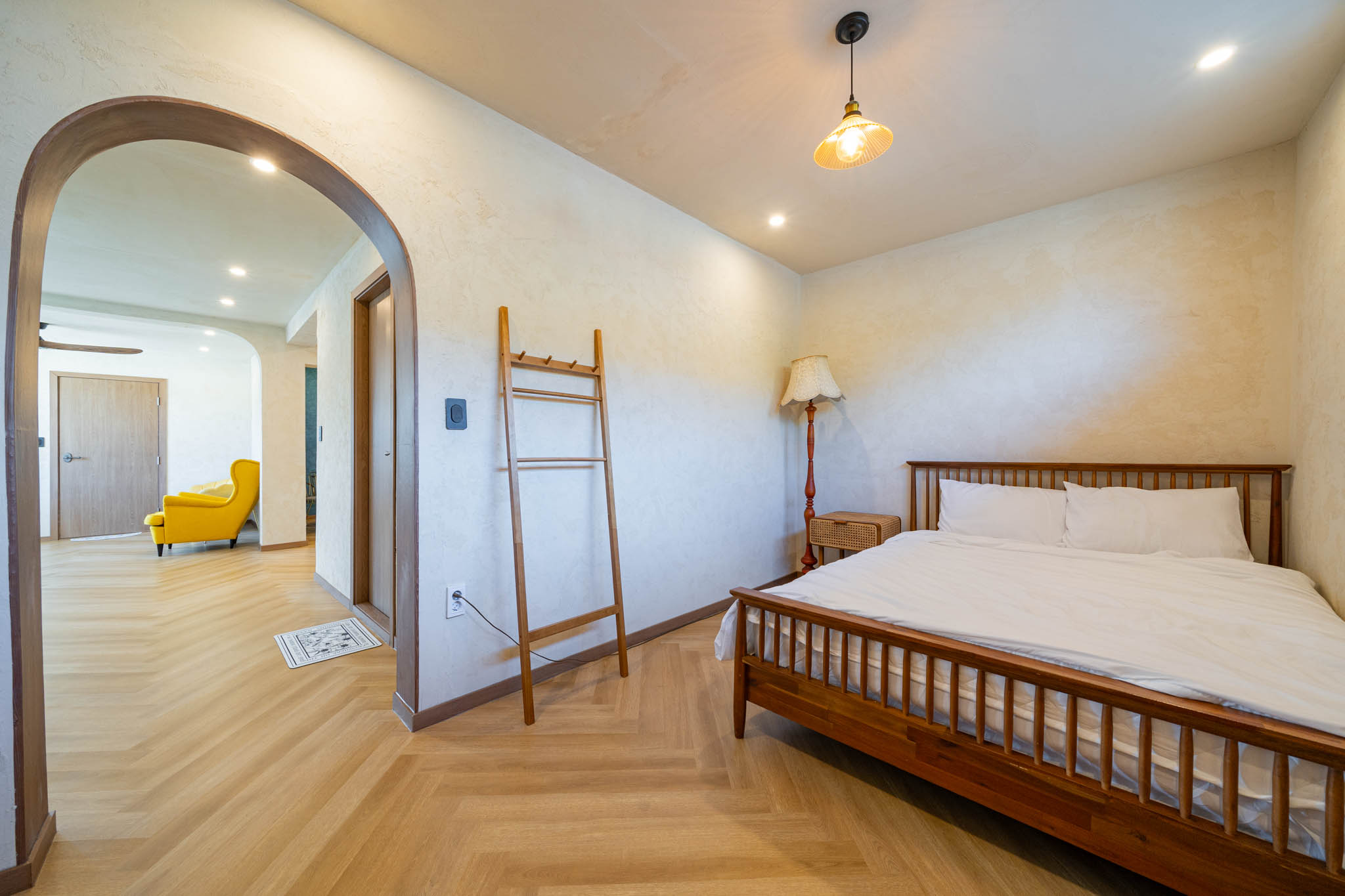 삼척 덕봉주르풀빌라 /