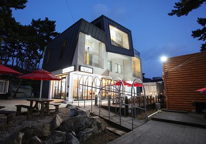 화성 궁평펜션&리조트 / 