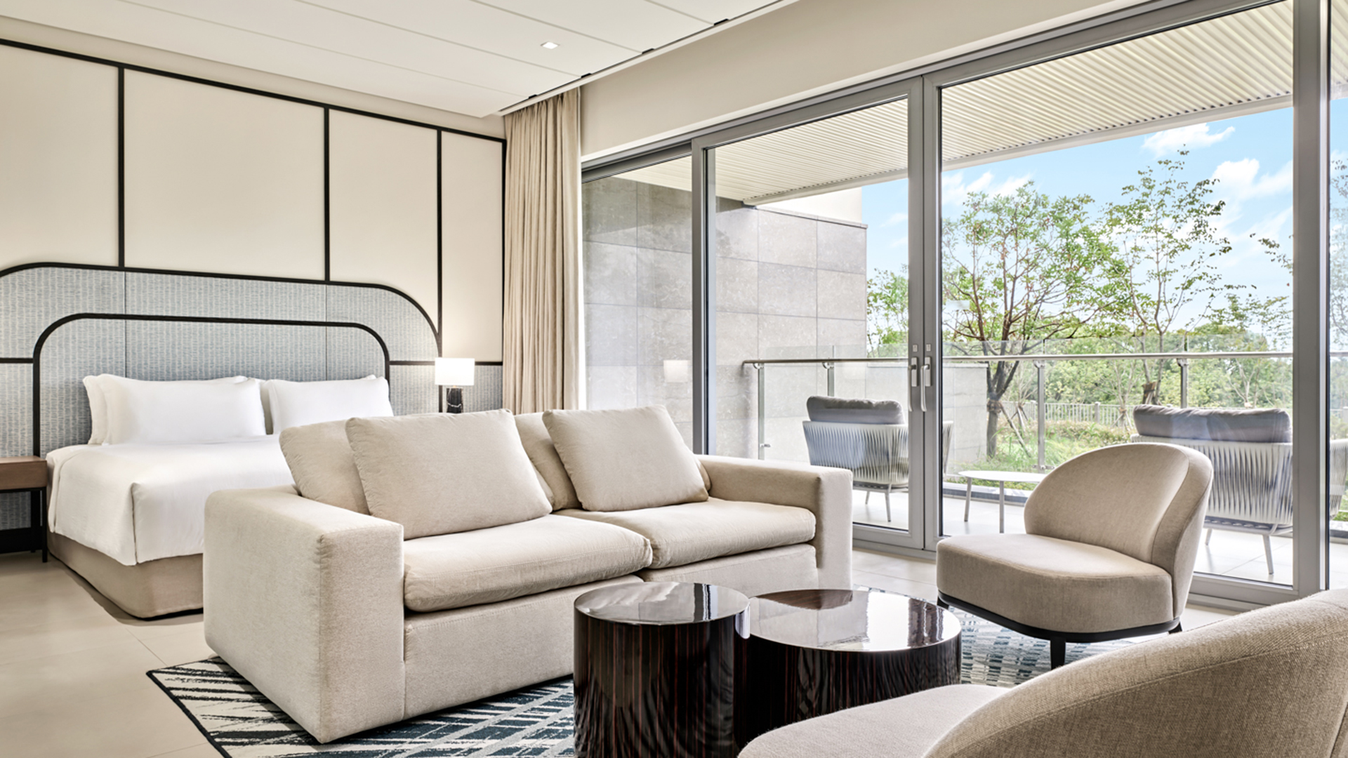 그랜드 조선 힐 스위트 /