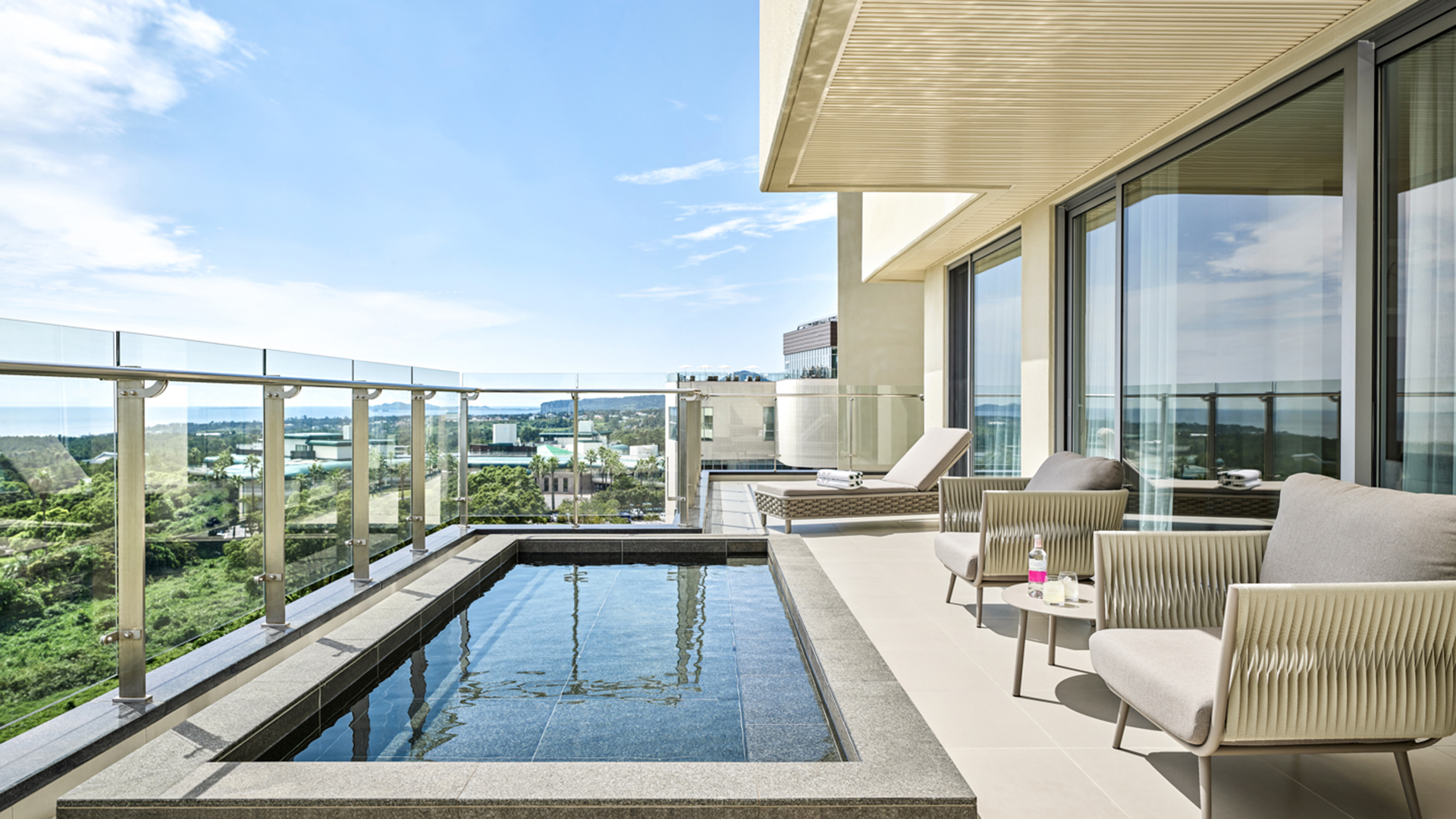 그랜드 조선 힐 스위트 /