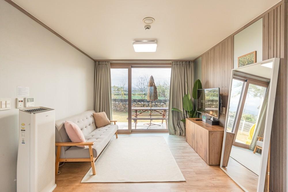 제주 애월애 독채펜션 /