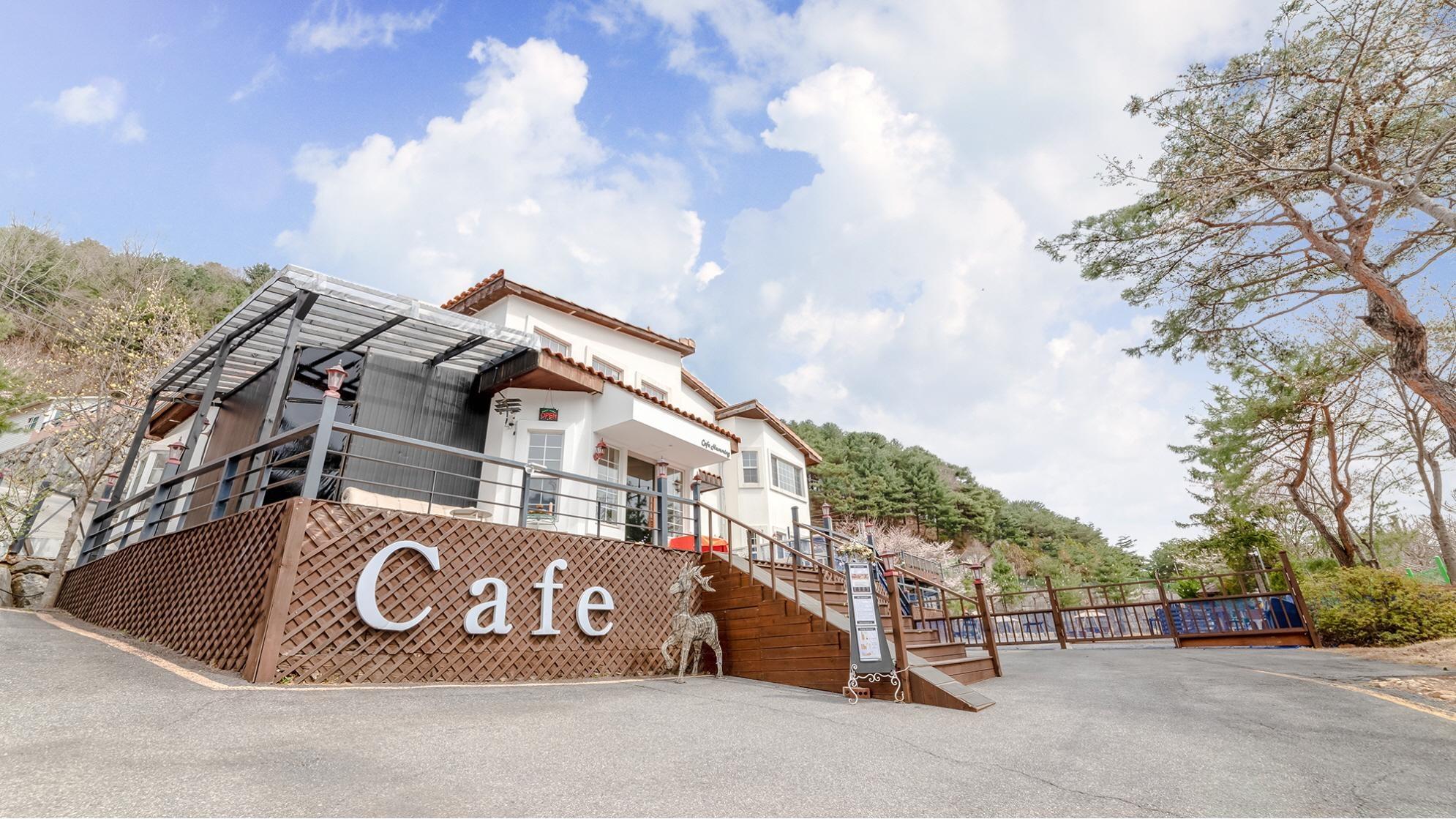 가평 산타마리아 애견동반 독채 펜션 / 