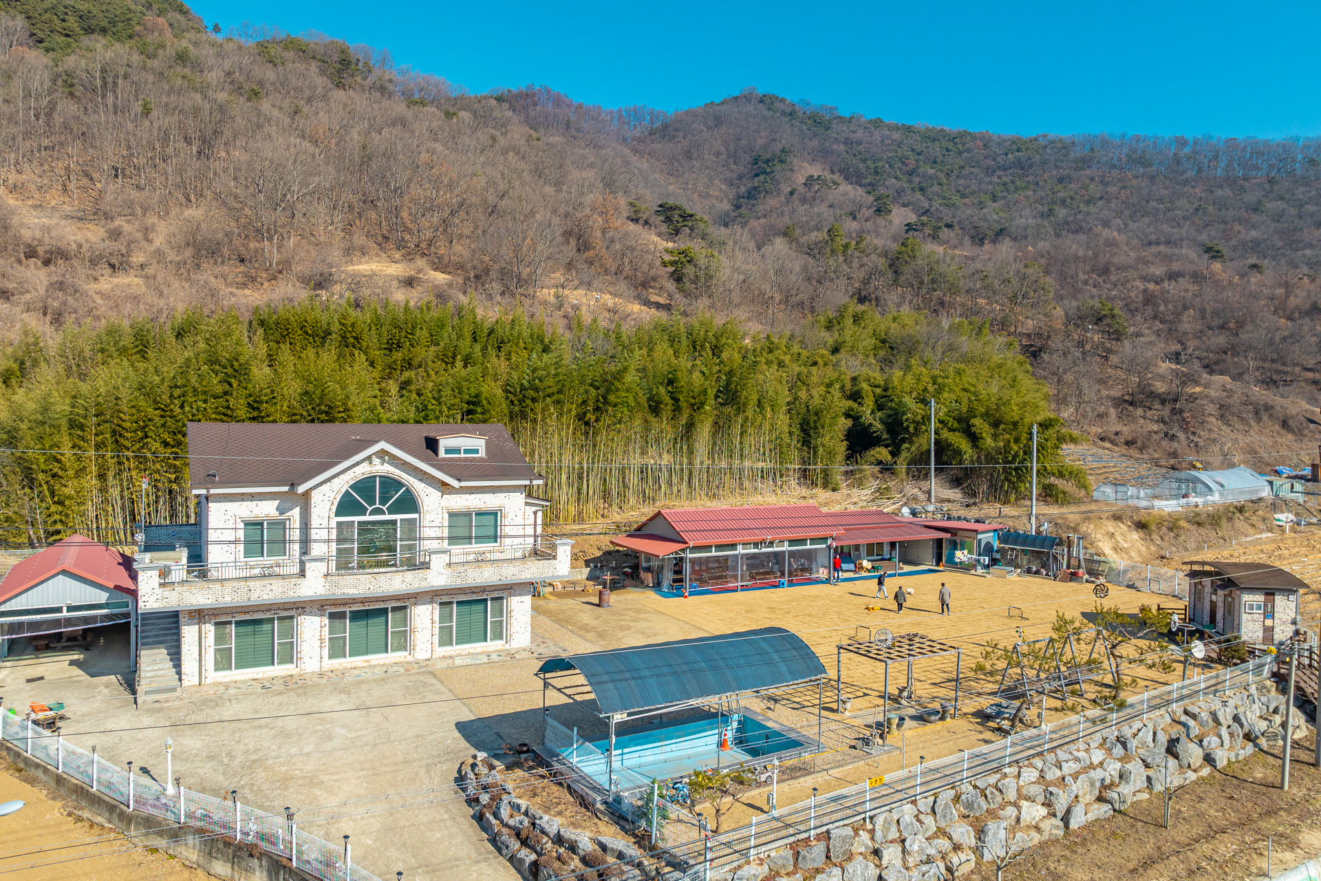 옥천 새봄단체펜션 / 