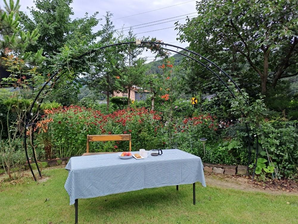 완주 독채펜션 정원채 /