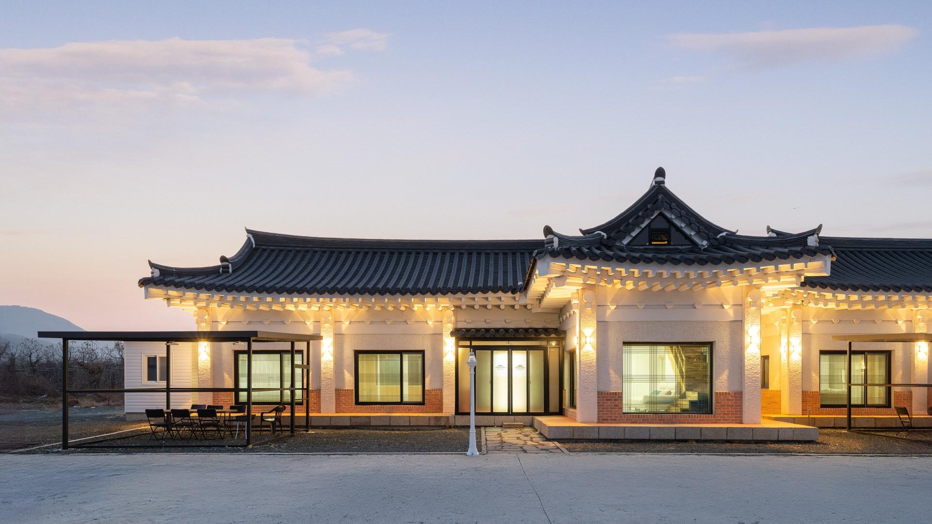 경주 포석정 한옥 풀빌라 / 