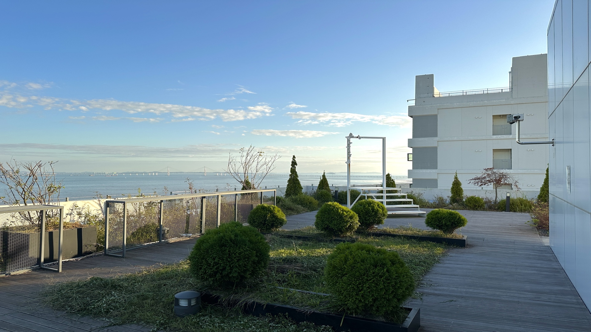 Grape Residence Hotel / 