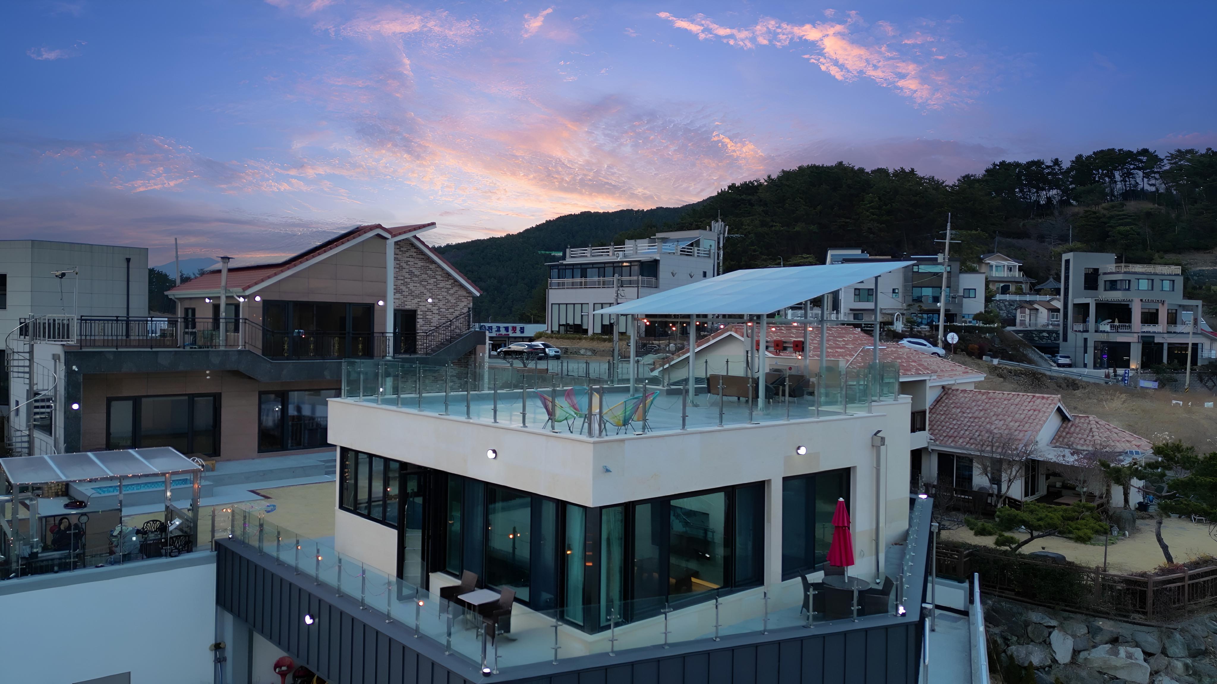 창원 주도,해돋이 펜션 / 