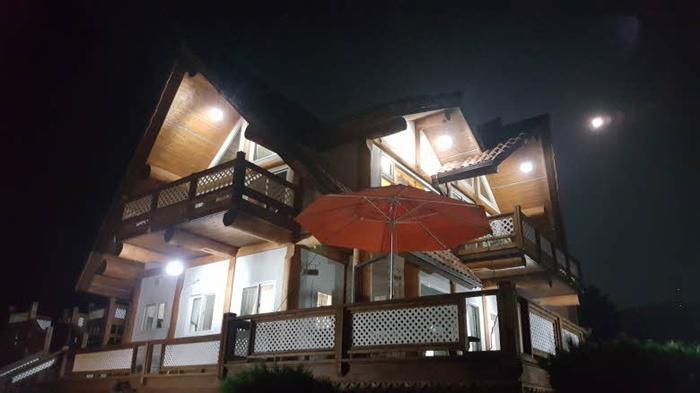 안성 산장느낌펜션 / 