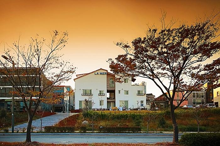 부산 라메르펜션 / 