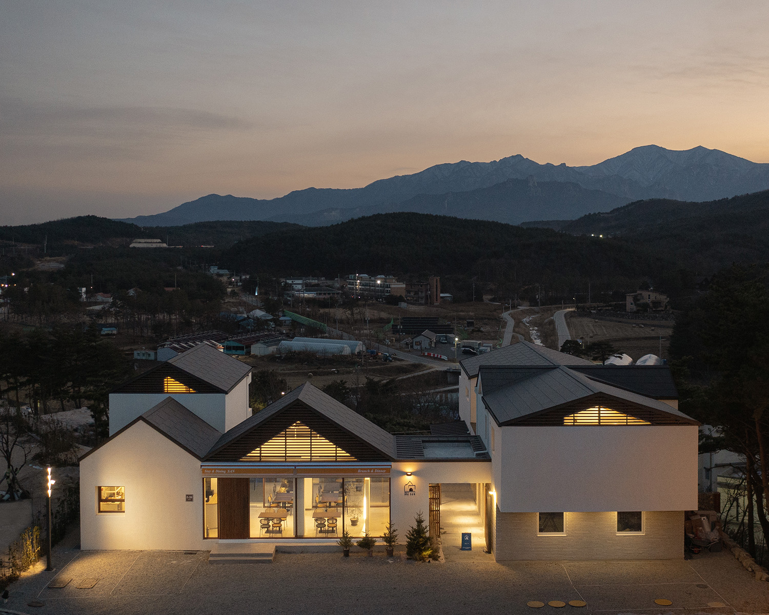 고성 스테이 앤 다이닝 산 / 
