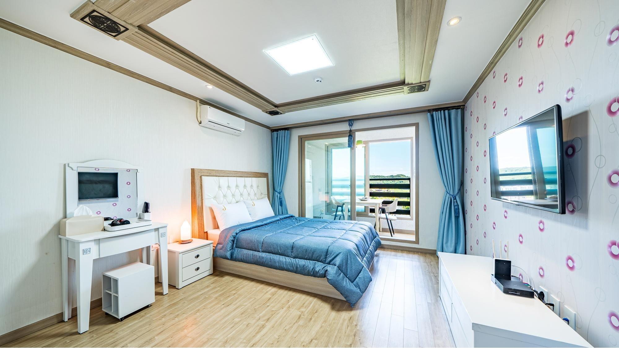 영흥도 제이 펜션 / 