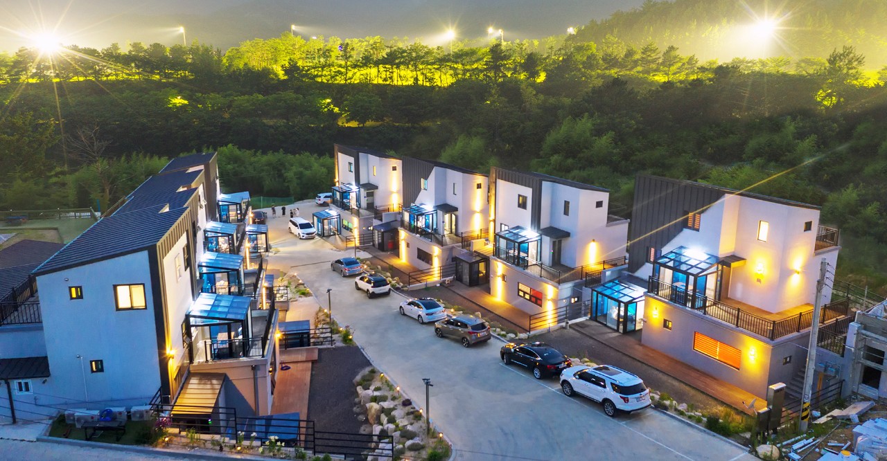 경주 히든풀빌라 / 