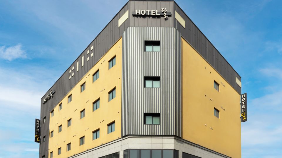 호텔 달 천안신불당점 / 