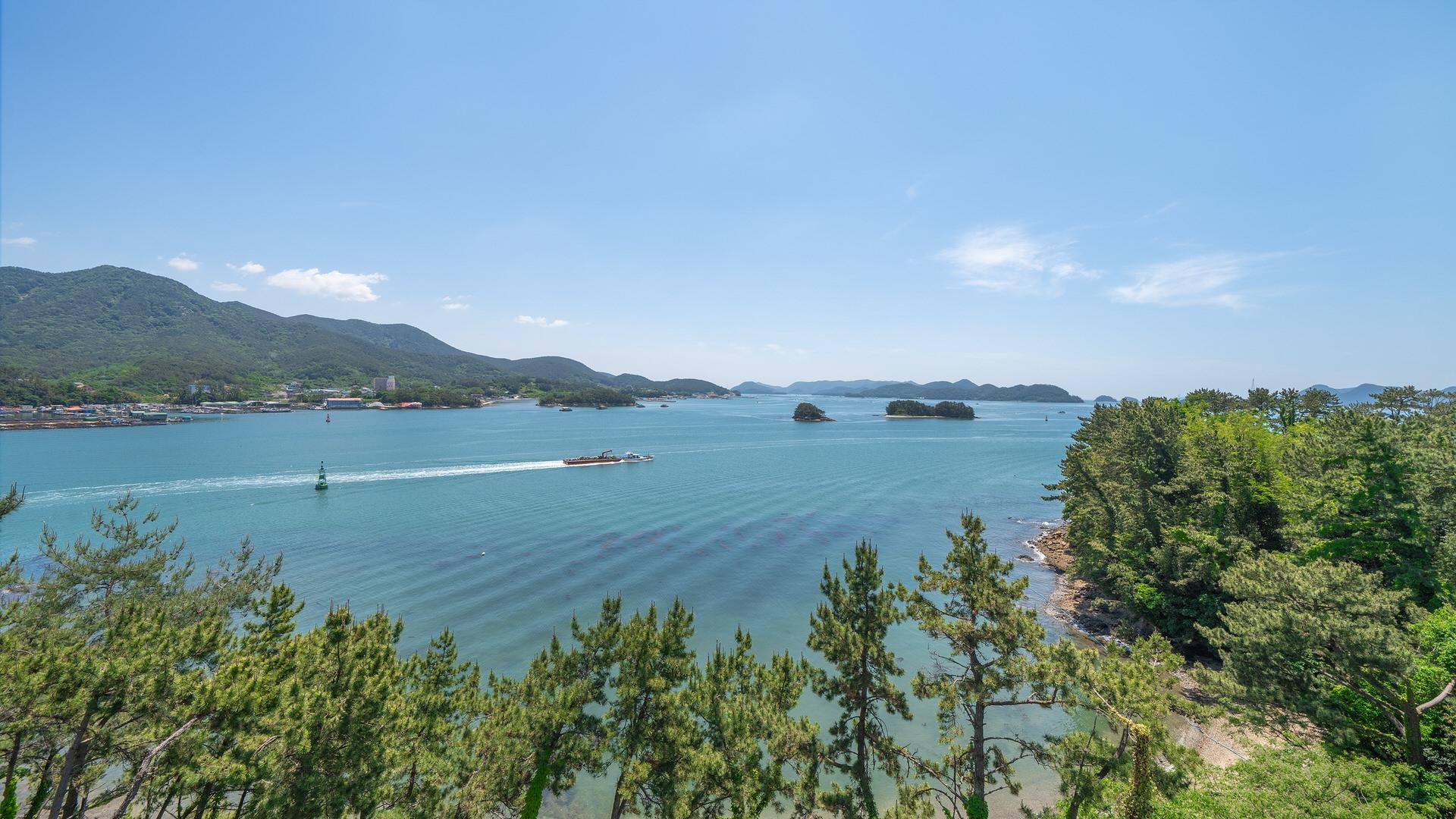 통영 사계절 비치&스파 펜션 /