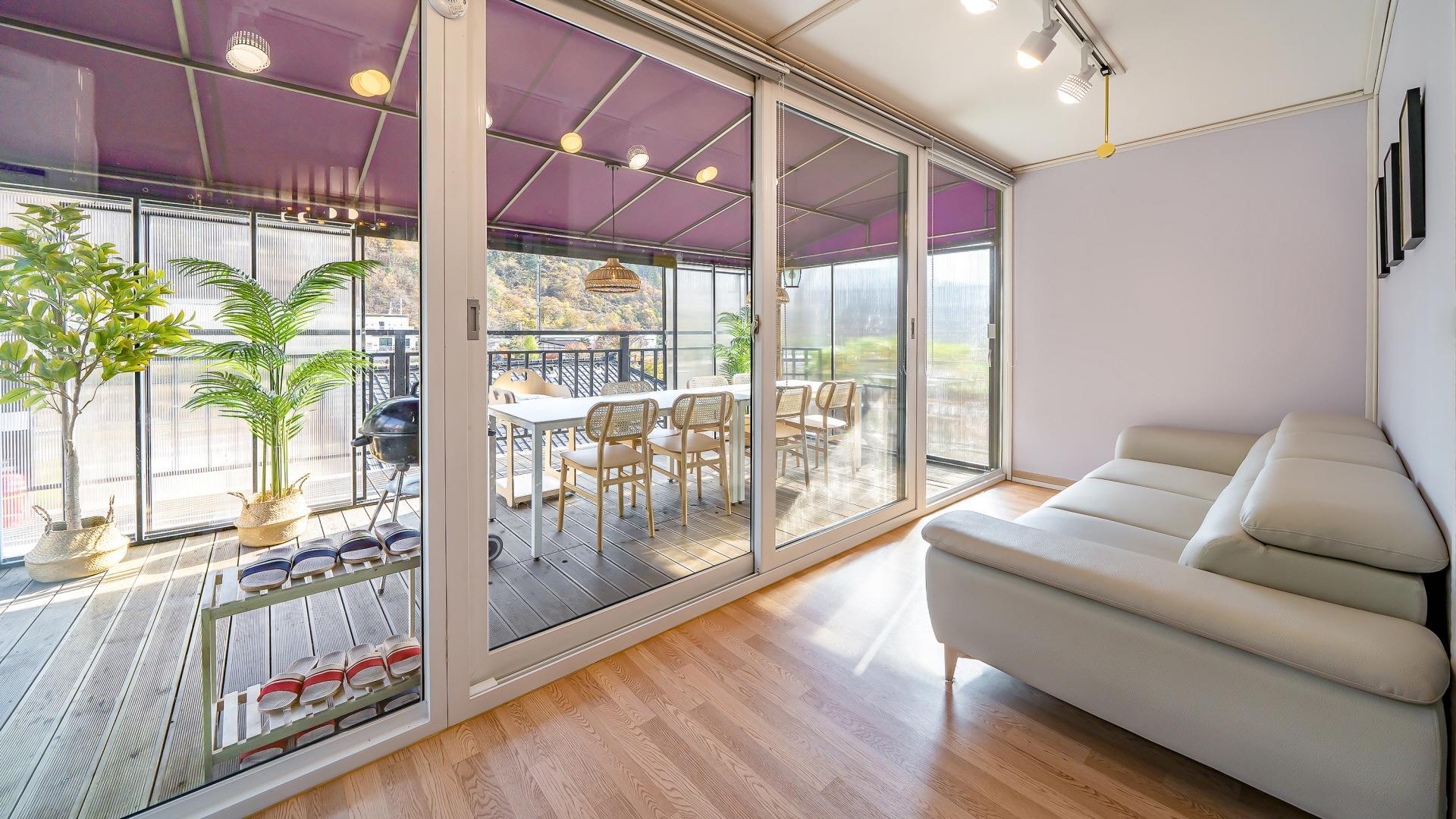 가평 또바기 애견 동반 스파 글램핑 카라반 펜션 / 