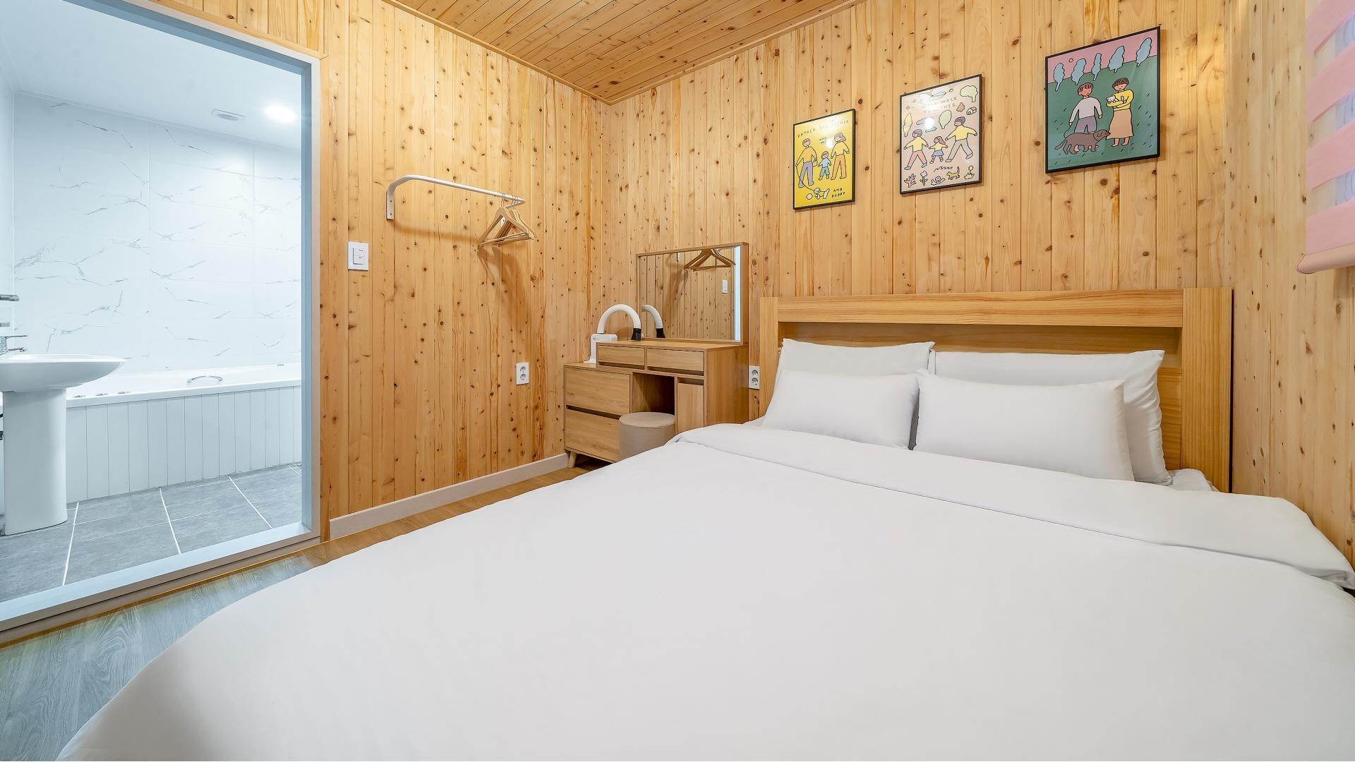 가평 또바기 애견 동반 스파 글램핑 카라반 펜션 / 