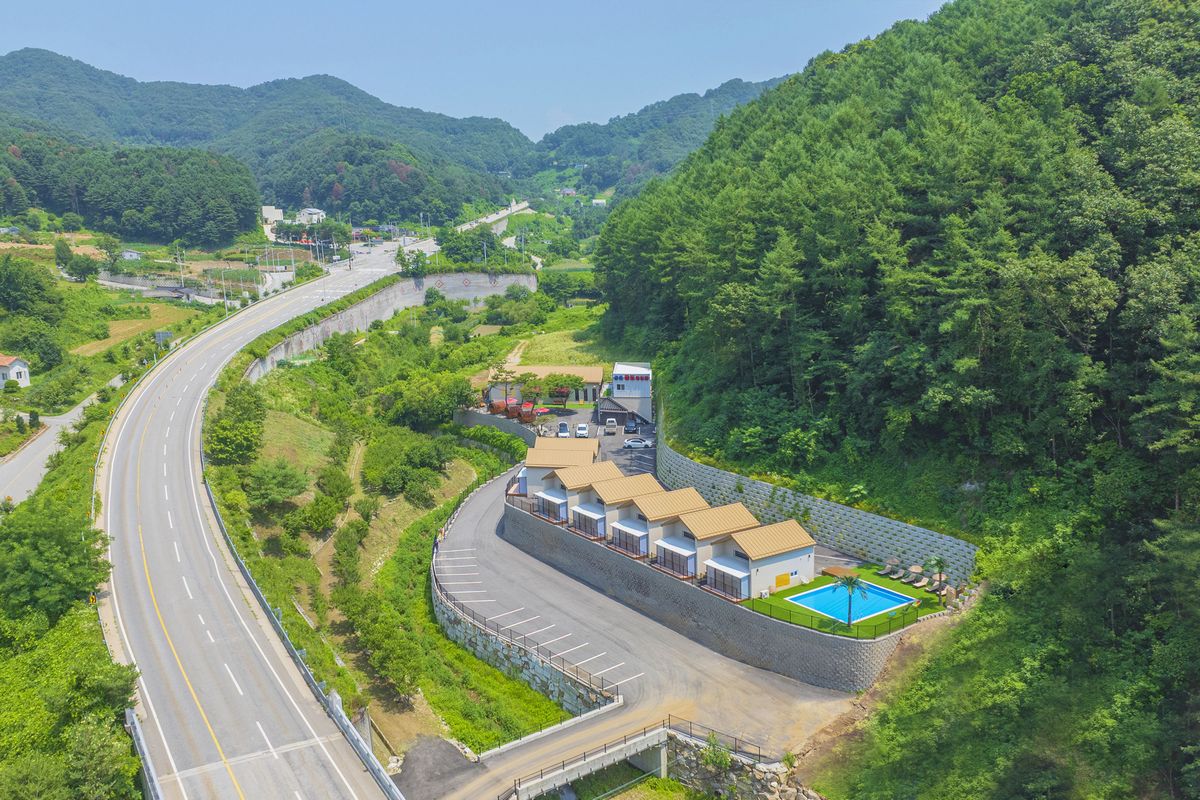 춘천 로드 스테이 / 