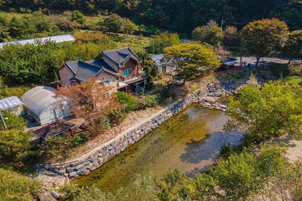 공주 땅우에태양 / 