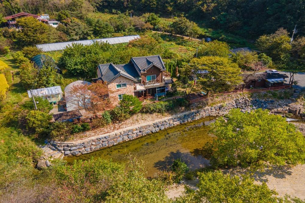 공주 땅우에태양 / 