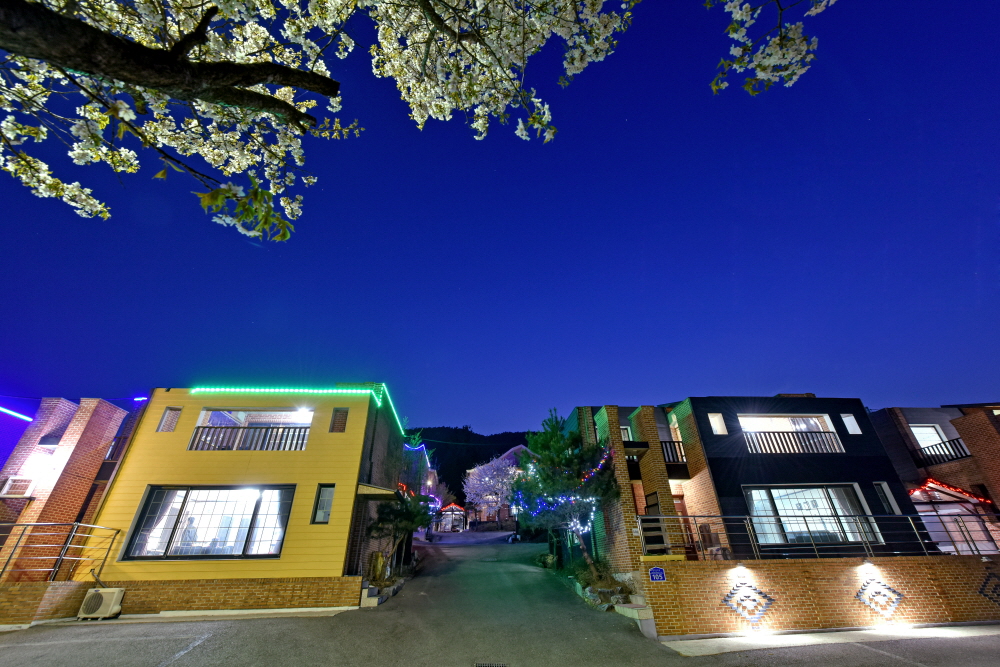 예산 정다운펜션 / 
