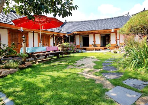 전주 한옥마을 한옥마당 행랑채 | 여기어때