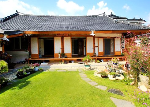 전주 한옥마을 한옥마당 행랑채 | 여기어때